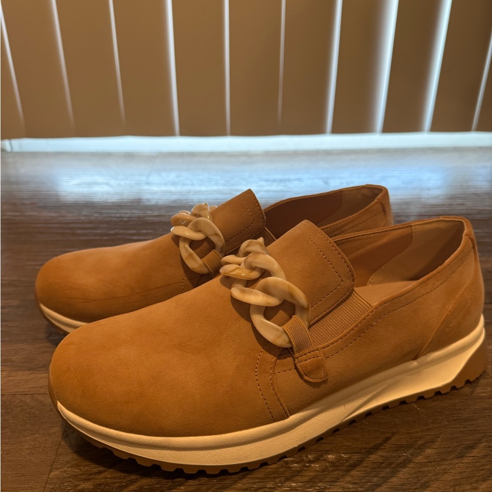Yellow Box Tan Slip-On Loafers with Cream Chain Accent